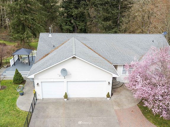 3rd image of 12319 Witland Ln SE