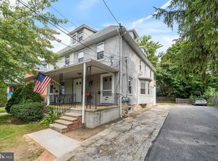233 Burmont Rd, Drexel Hill, PA 19026
