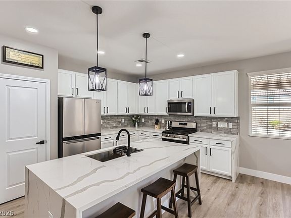 5th image of 8440 Alder Sprout Ave