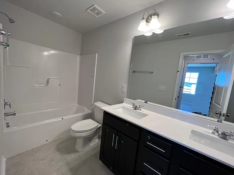 2143 Caen St — Photo 12