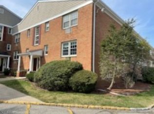 605 Grove St APT H11, Clifton, NJ 07013