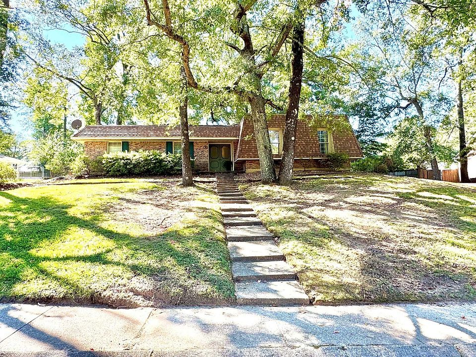 1st image of 163 Glenwood Dr