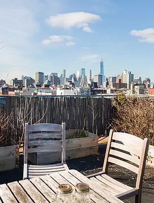 4th image of 241 E 7th St APT 5C