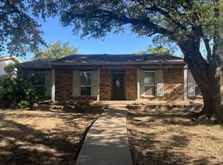1813 Addington Dr, Carrollton, TX 75007