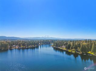 30802 W Lake Morton Dr SE, Kent, WA