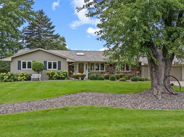 13931 Lawndale Ln N, Dayton, MN 55327