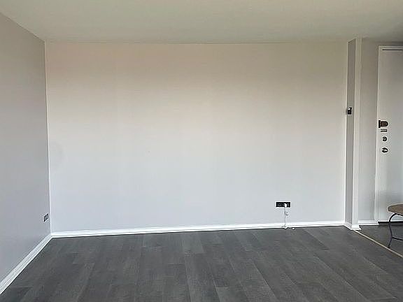 4th image of 6933 N Kedzie Ave APT 1107