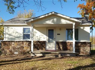 15490 Woods Lodge Rd, Rogers, AR 72756