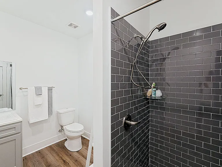 Beverly Villas — Photo 25