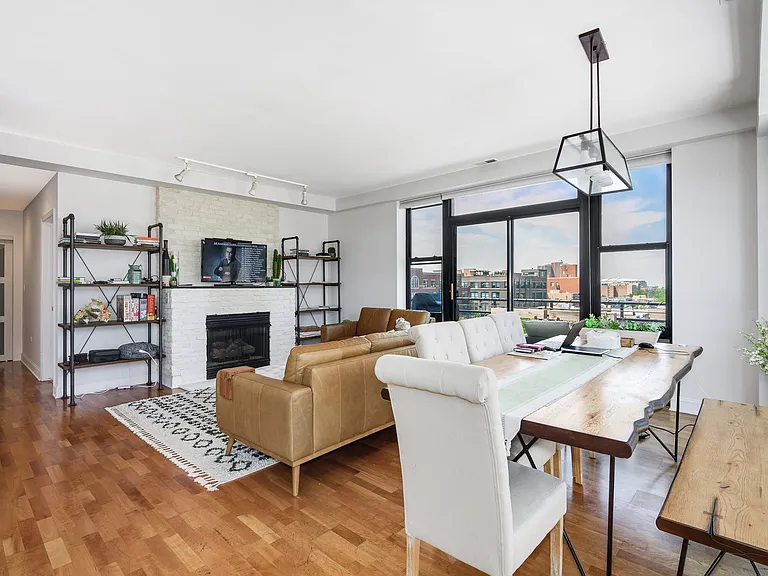 1260 W Washington Blvd #608 — Photo 8