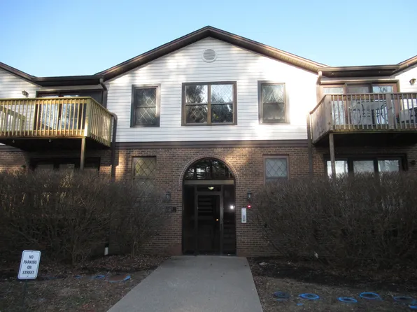 606 Queensway Ct, Cold Spring, KY 41076