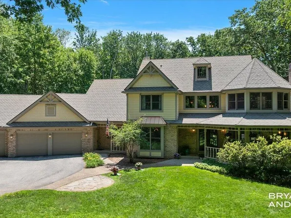 3324 Whitburn Ct SE, Ada, MI 49301