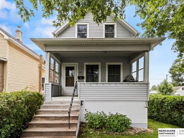 857 S 28th St, Omaha, NE 68105