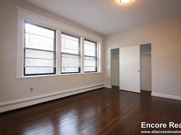 25 Stearns Rd #4 — Photo 11