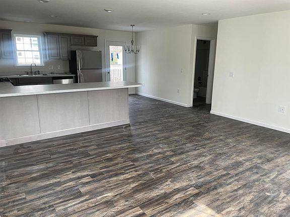 2nd image of 26 Paula Ln