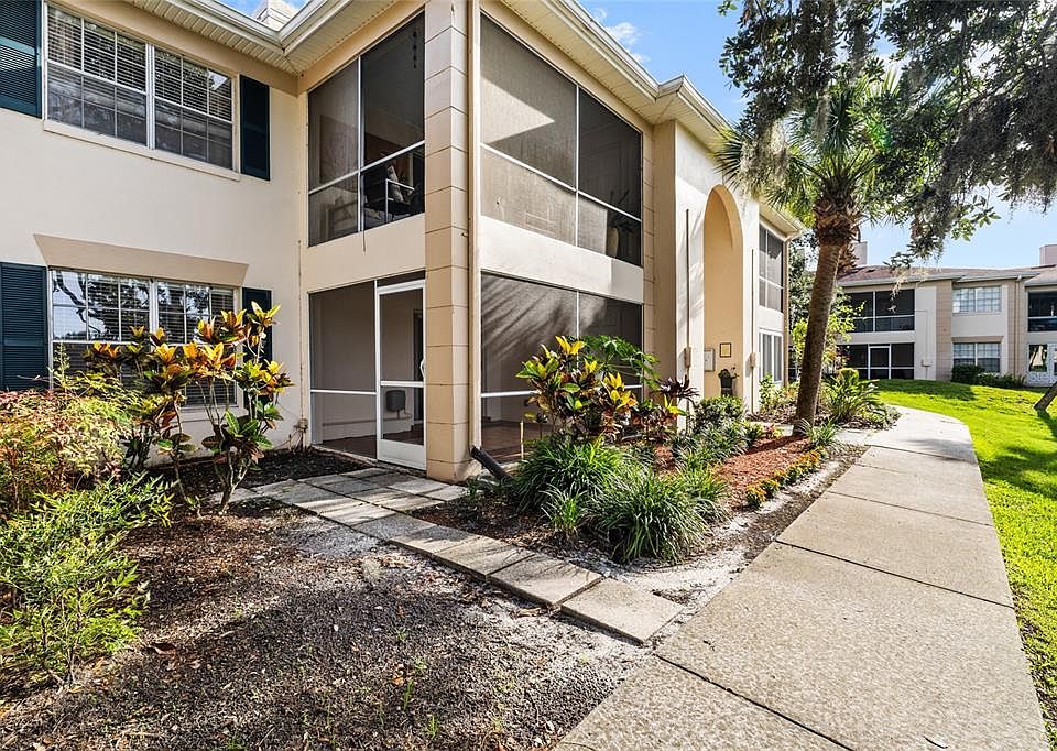 1st image of 10360 CARROLLWOOD LANE #212