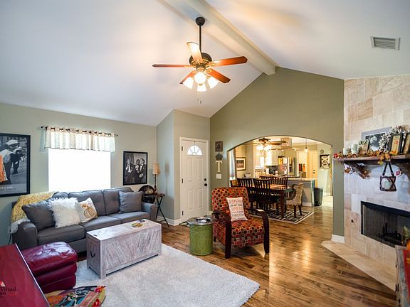 3rd image of 5005 Longstreet Pl Unit 45