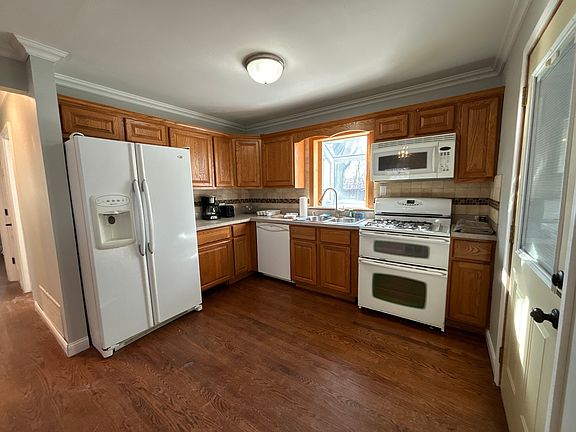 5th image of 17010 Elm Lane Dr