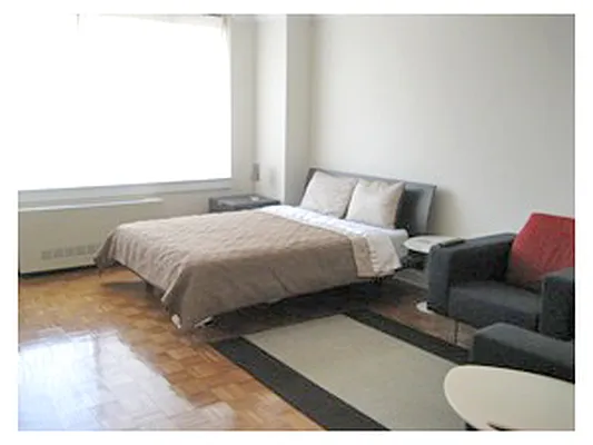 Sold by Corcoran | media 8