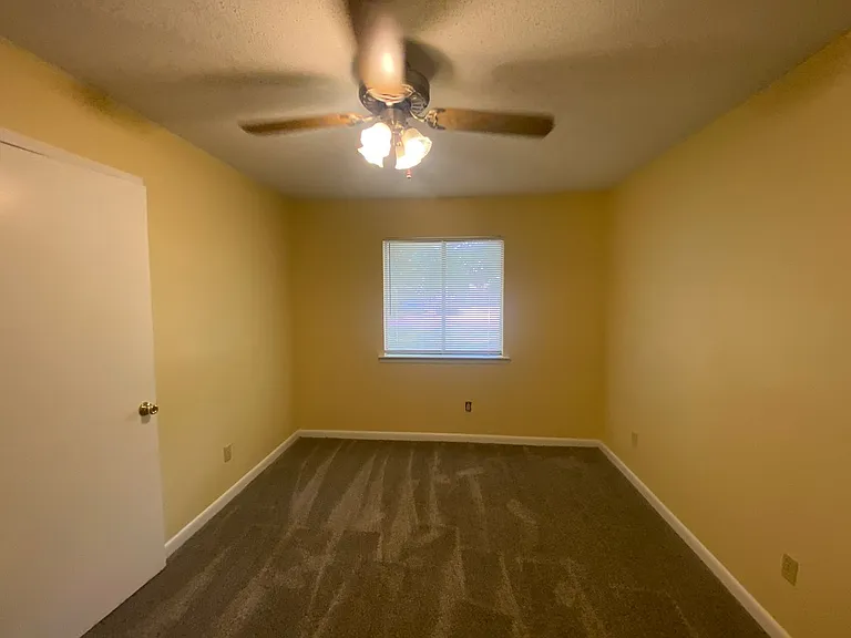 3235 Auburn Pkwy — Photo 24