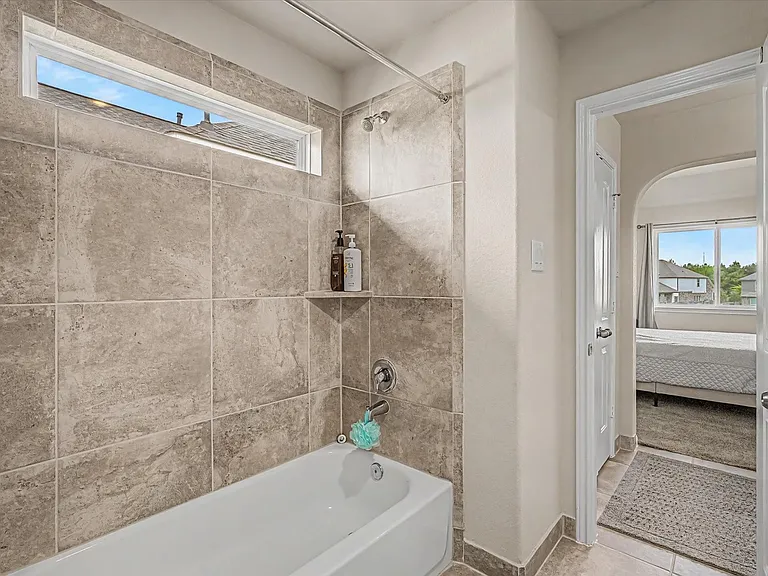 24414 Tesino River Cir — Photo 36