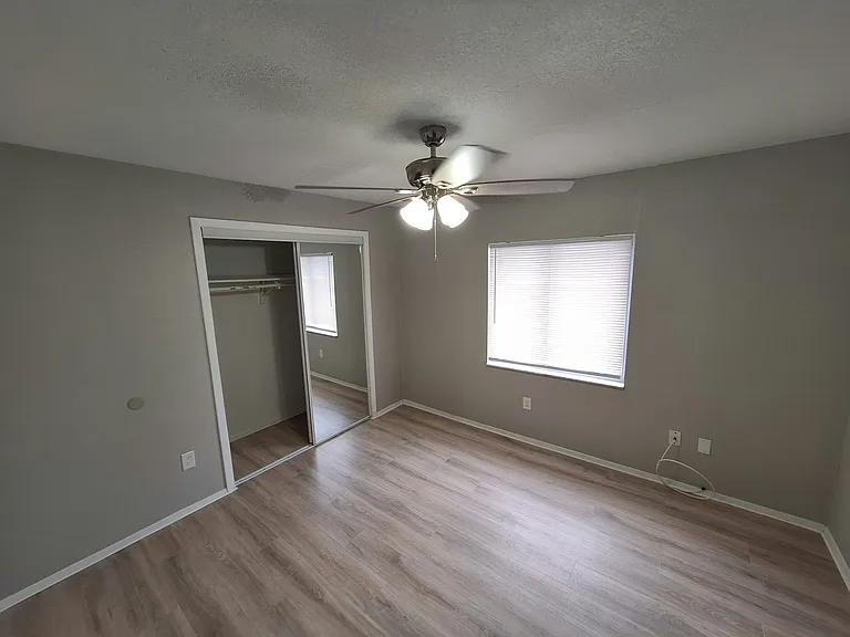 919 E Orange St #E — Photo 27