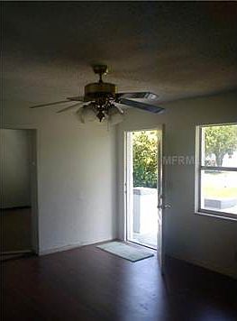 2nd image of 2902 Dudley Dr