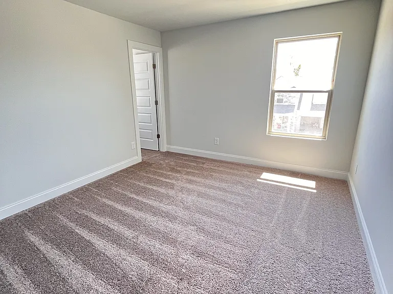 1163 Carlisle Pl — Photo 32