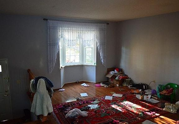 3rd image of 2395 Hunters Square Ct