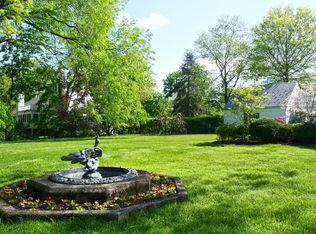 22 Gedney Esplanade, White Plains, NY 10605