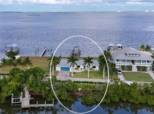 2210 8th Ave, Saint James City, FL 33956