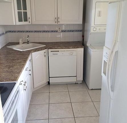 4th image of 15969 NW 64th Ave APT 408