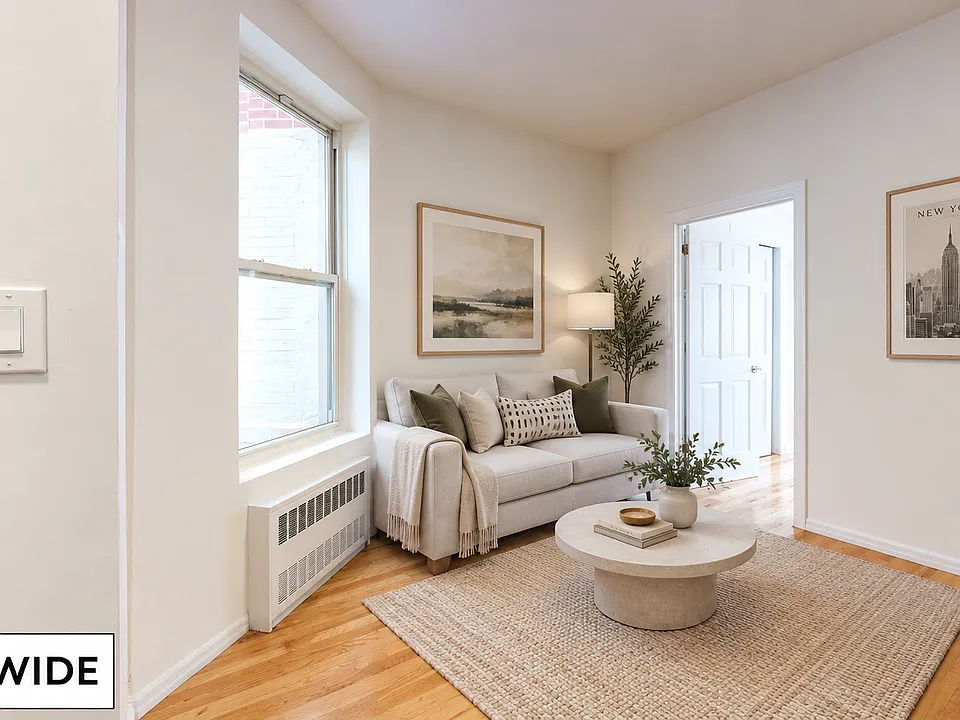 28 King St #23