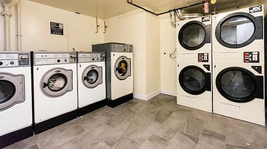 5th image of 490 Concord Ave #5J