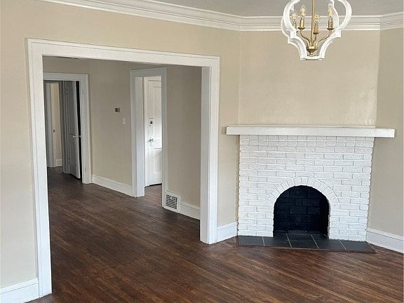4th image of 1529-1531 Robinwood Ave