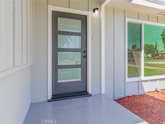 4th image of 2461 Rancho Dr