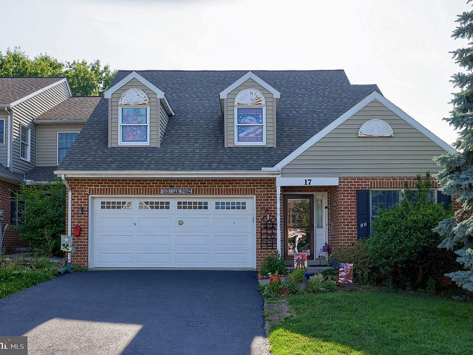 1st image of 17 Georgetown Ct