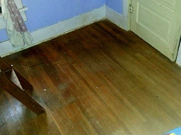 5th image of 220 N Ash St