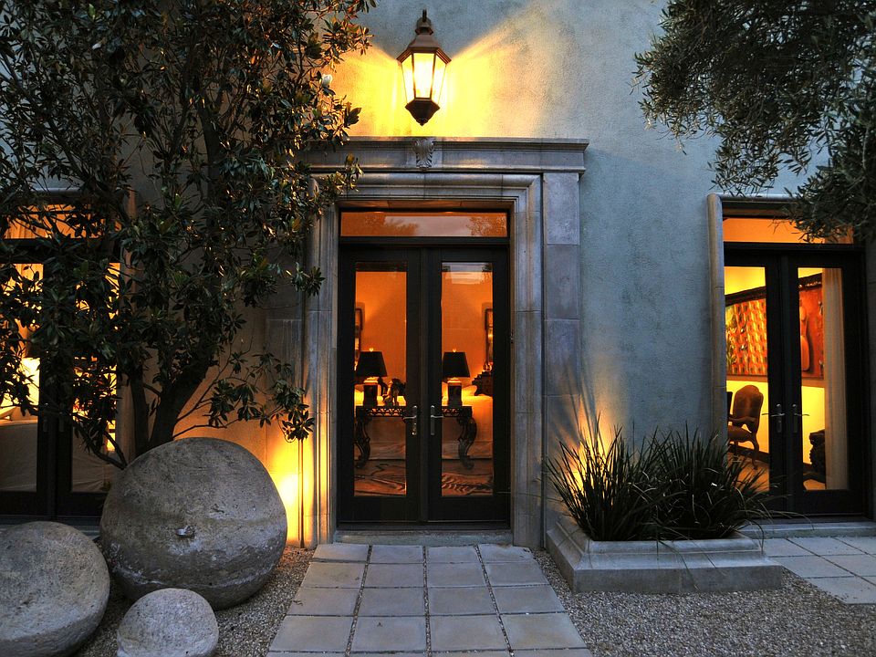1st image of 8452 E Desert View Pl