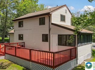 7198 Rimrock Dr, Tobyhanna, PA 18466