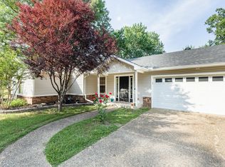 4 Hightrail Cv, Maumelle, AR 72113