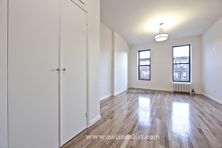 2nd image of 693 Union St APT 4R