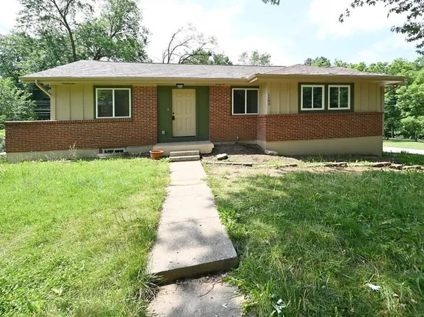 1103 NE 52nd Pl, Kansas City, MO 64118