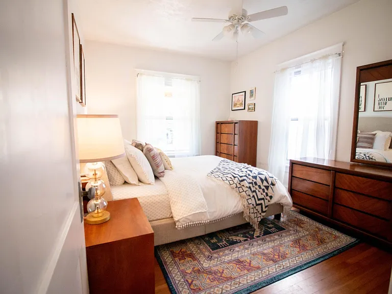 4607 Cambridge St — Photo 31