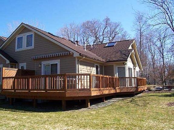 3rd image of 1111 Hillsboro Cove Cir