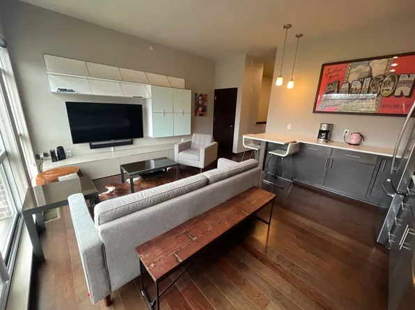 801 E Mifflin St, Madison, WI 53703