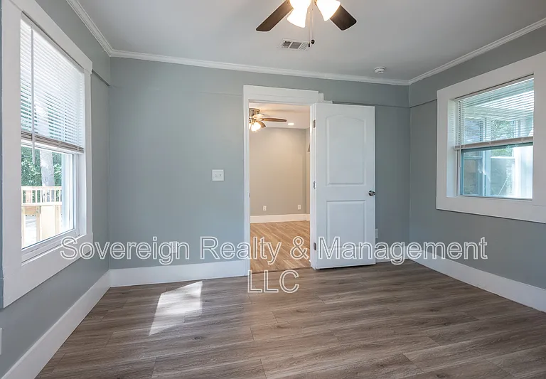 2227 Telhurst St SW — Photo 9