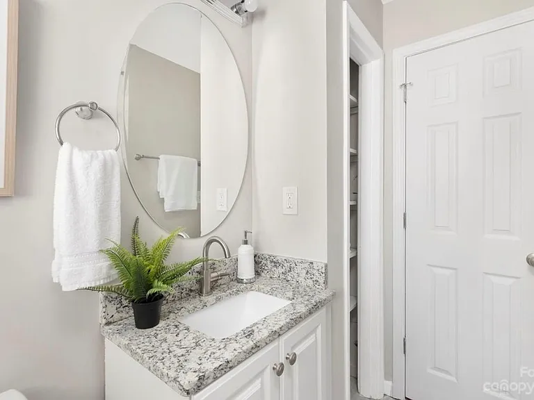 3339 Sargeant Dr — Photo 21