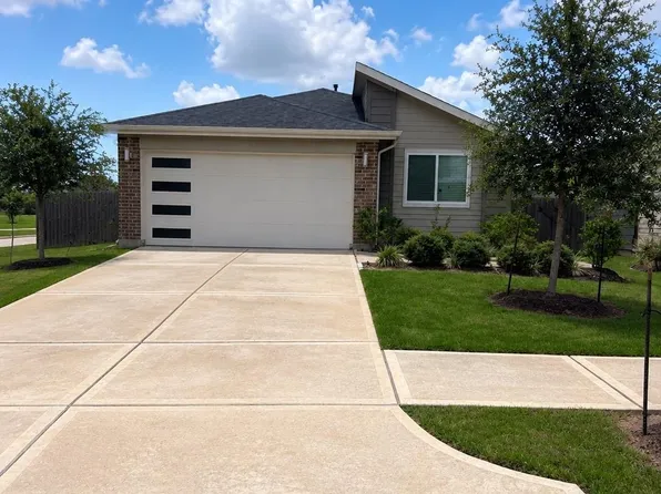 12526 Newport Arch Ln, Houston, TX 77047