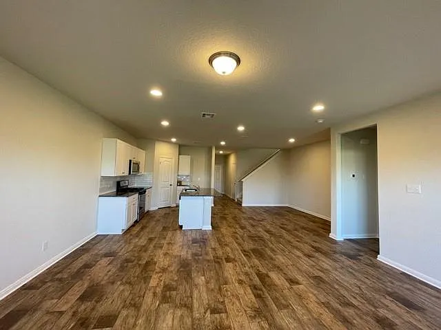 322 Northshore Trl — Photo 4
